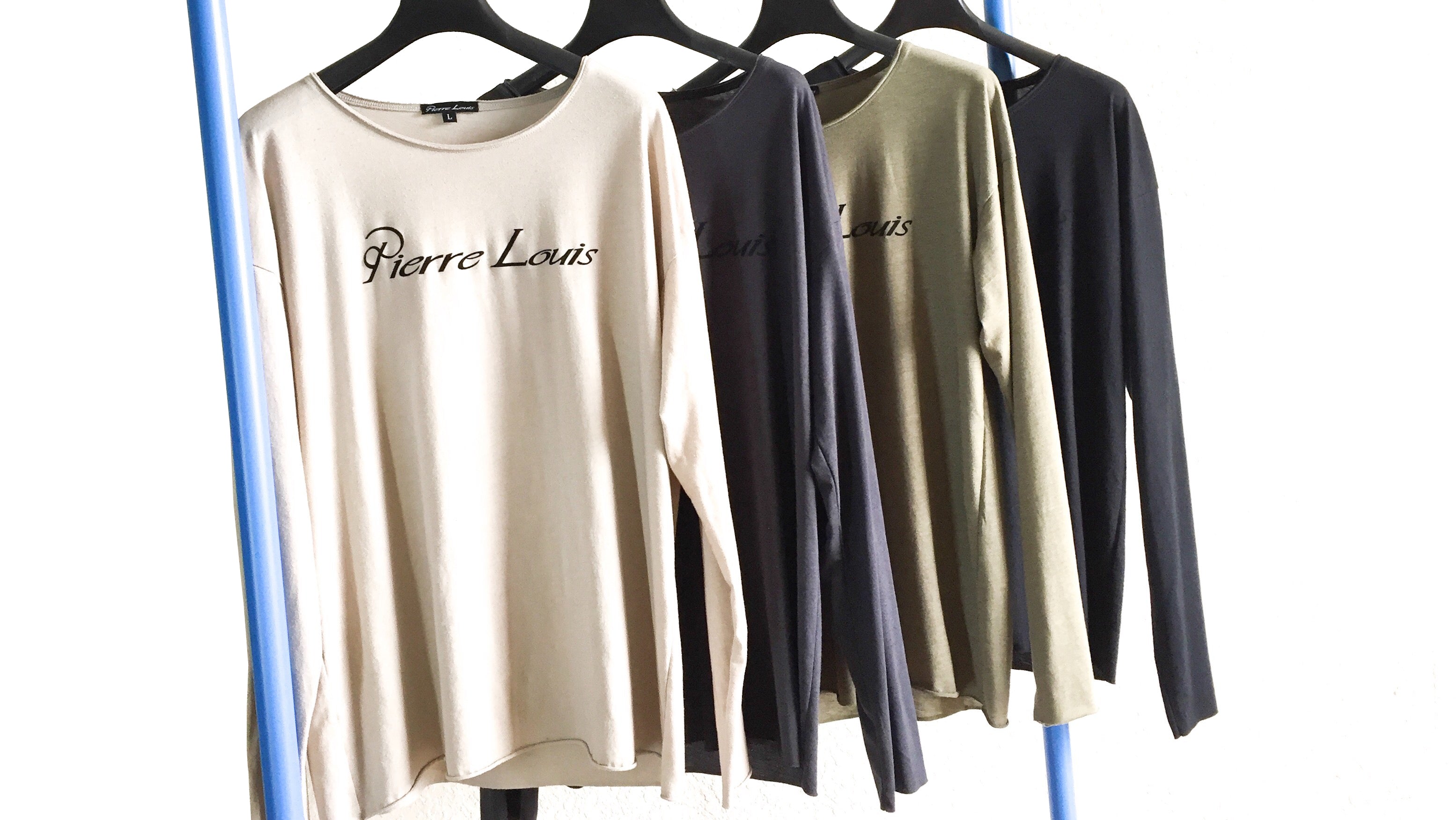PIERRE LOUIS RAW NECK SCRIPTED LONG SLEEVE - WONDY PIERRE LOUIS